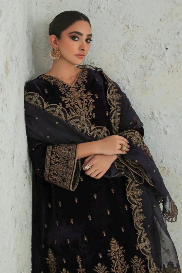 BAROQUE EMBROIDERED VELVET UF-239 - Image 3