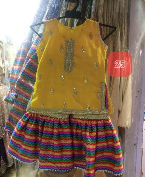 Girls gharara 48+ designs - Image 25