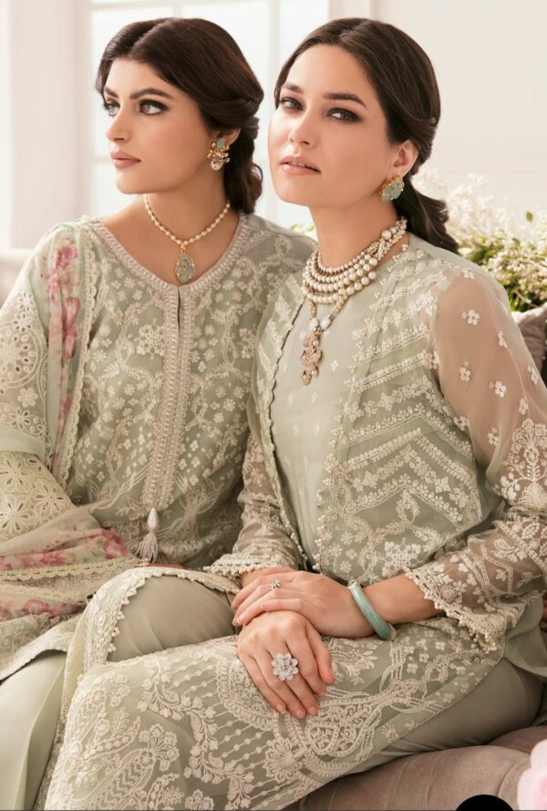 BAROQUE 3PC STITCHED EMBROIDERED CHIFFON CH11-01 - Image 6